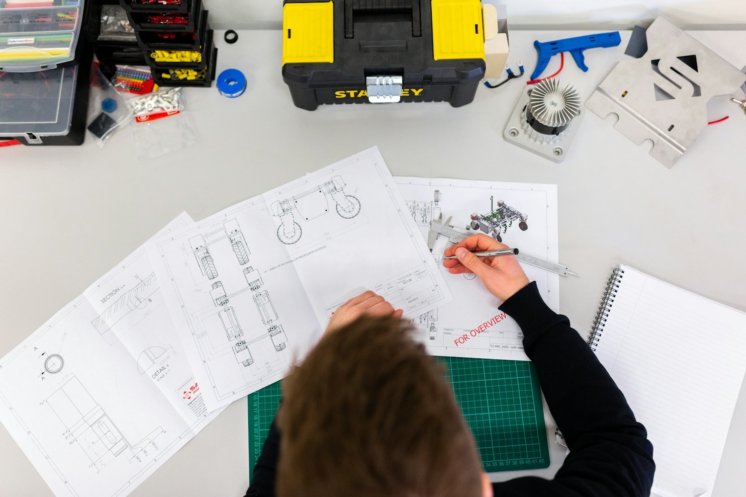 Cheminsight engineers developing the design